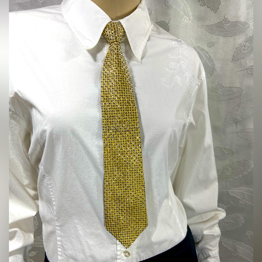 Rhinestone Tie Necklace